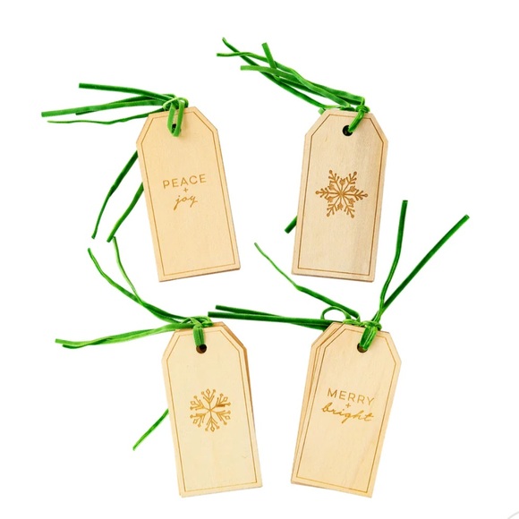 MY MIND’S EYE Christmas Holiday Titles Etched Wood Goft Tag Set, Velvet Ribbon 7 - Picture 9 of 10